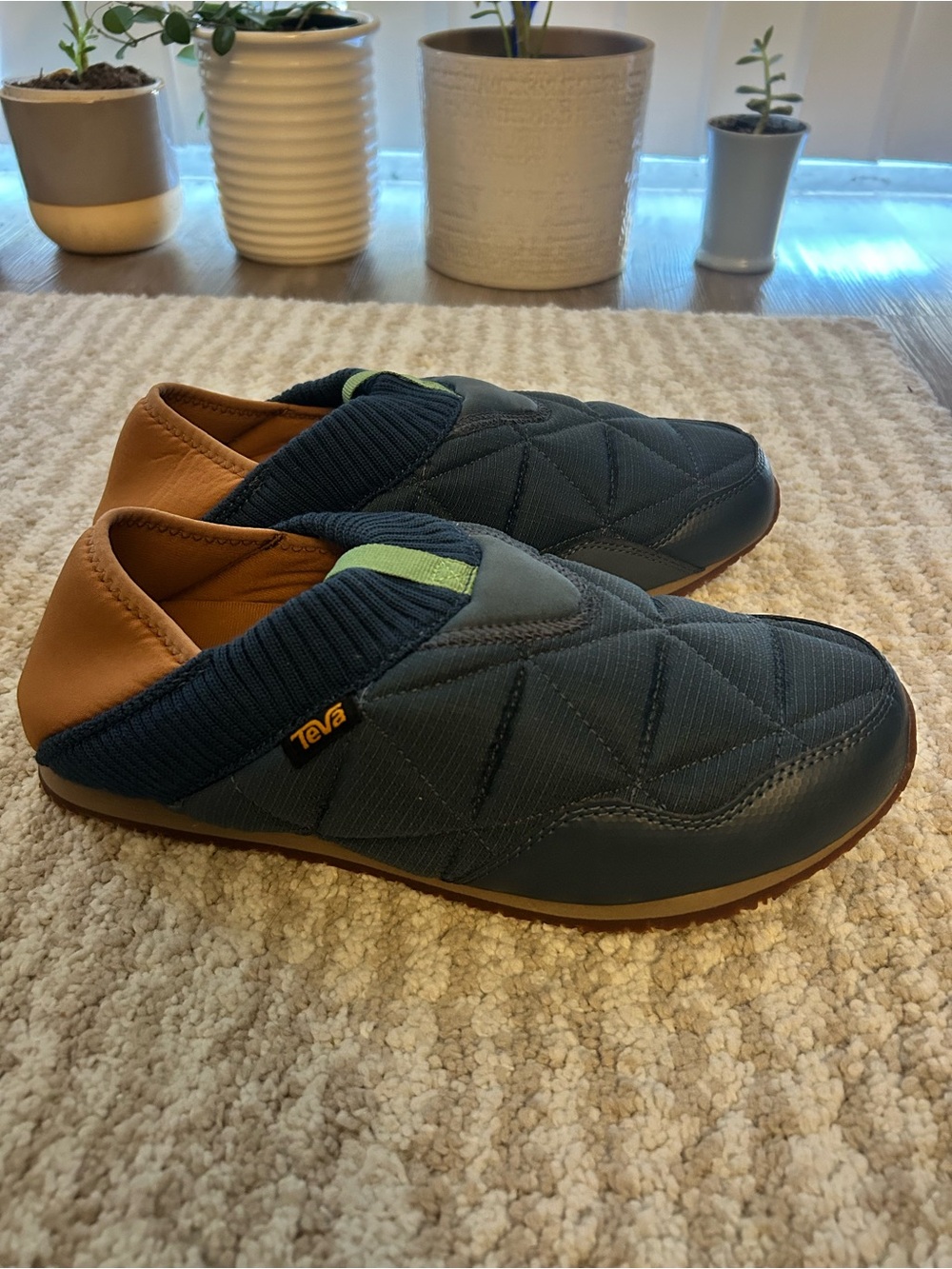 Teva Quilted Slip-On Men’s Size 10